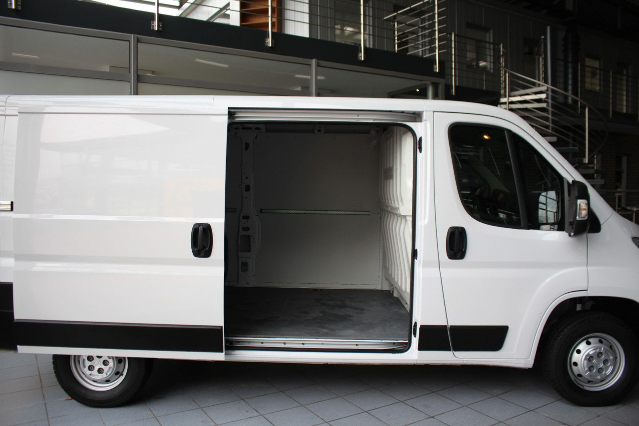 Leasing di  Opel Movano C Kasten L2H1 3,5t Edition Navi Kamera Opel Movano C Kasten L2H1 3,5t Edition Navi Kamera: foto 13