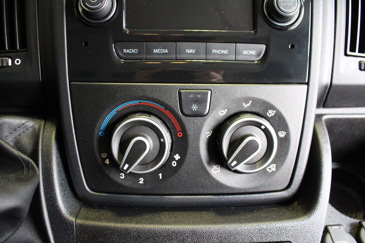 Leasing di  Opel Movano C Kasten L2H1 3,5t Edition Navi Kamera Opel Movano C Kasten L2H1 3,5t Edition Navi Kamera: foto 10