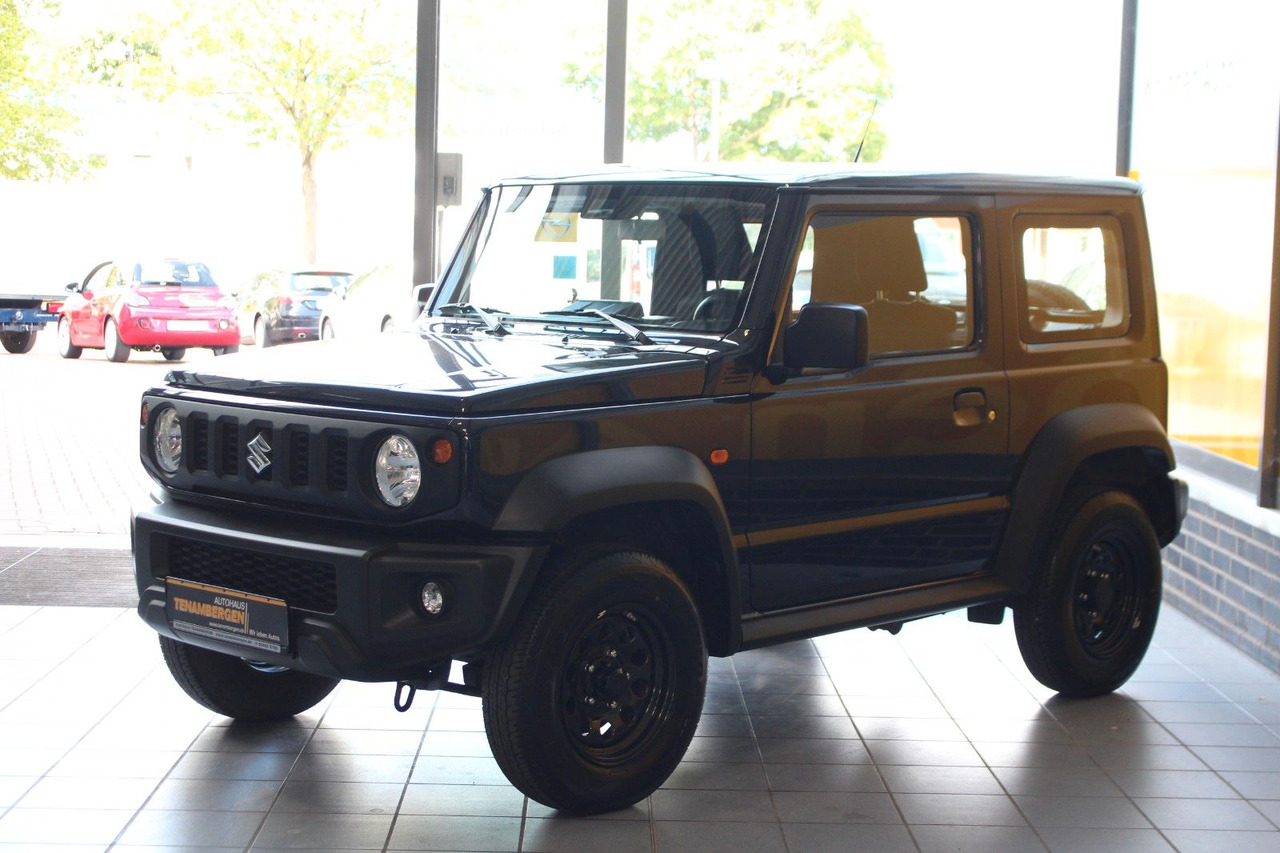 Suzuki Jimny zuschaltbarer Allradantrieb Allgrip - SUV/ Fuoristrada: foto 4 Suzuki Jimny zuschaltbarer Allradantrieb Allgrip - SUV/ Fuoristrada: foto 4