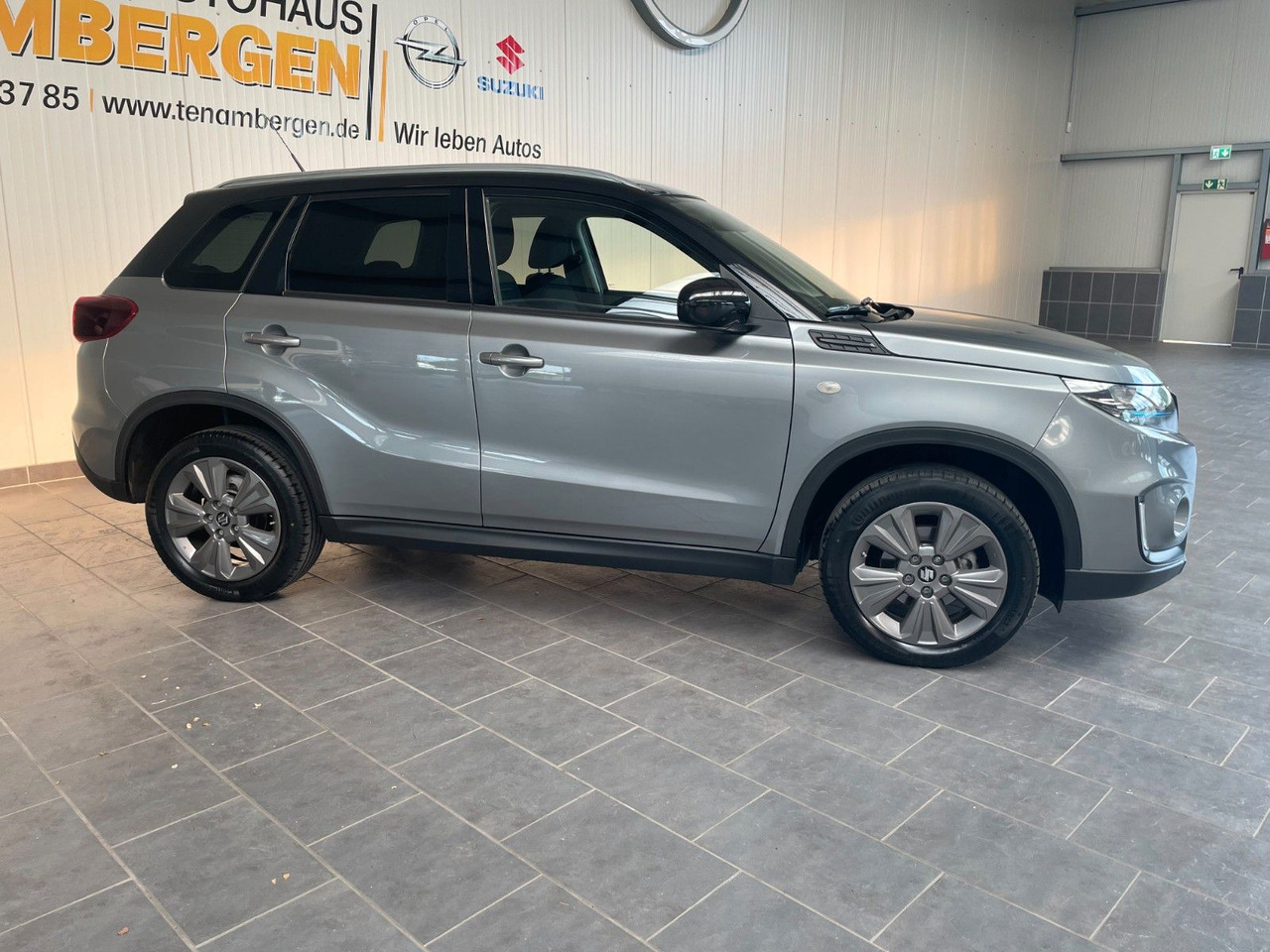Suzuki Vitara 1.4 BOOSTERJET Hybrid Comfort Allgrip - SUV/ Fuoristrada: foto 3 Suzuki Vitara 1.4 BOOSTERJET Hybrid Comfort Allgrip - SUV/ Fuoristrada: foto 3