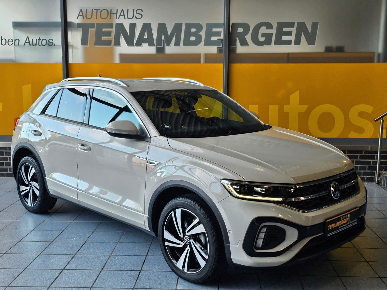 Volkswagen T-Roc R-Line eHeckklappe SHZ LED - SUV/ Fuoristrada: foto 1 Volkswagen T-Roc R-Line eHeckklappe SHZ LED - SUV/ Fuoristrada: foto 1