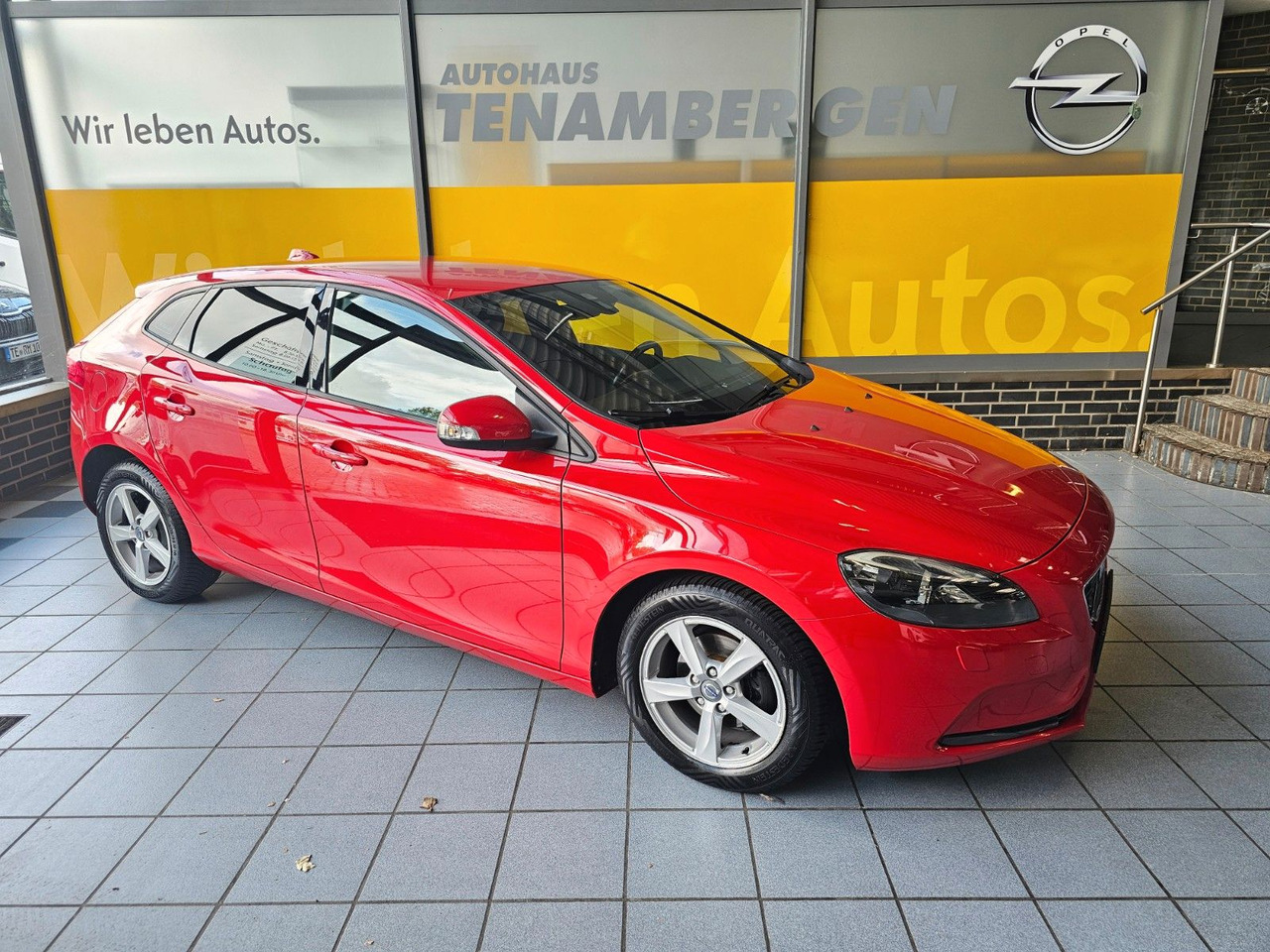 Volvo V40 You! Xenon Sitzheizung Freisprecheinrichtung - Berlina: foto 1 Volvo V40 You! Xenon Sitzheizung Freisprecheinrichtung - Berlina: foto 1