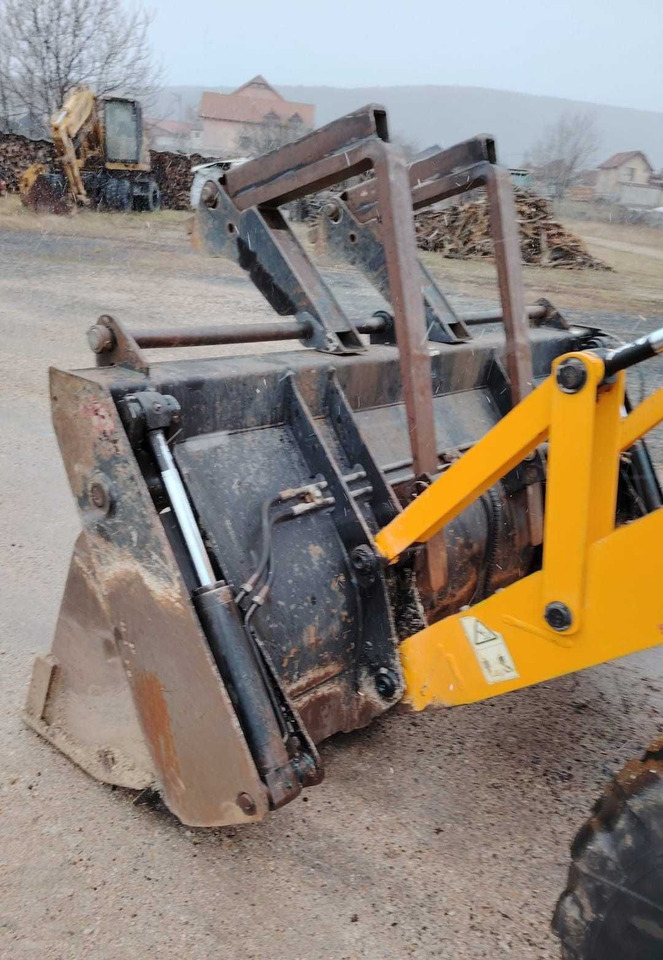 JCB 3CX - Terna: foto 3 JCB 3CX - Terna: foto 3