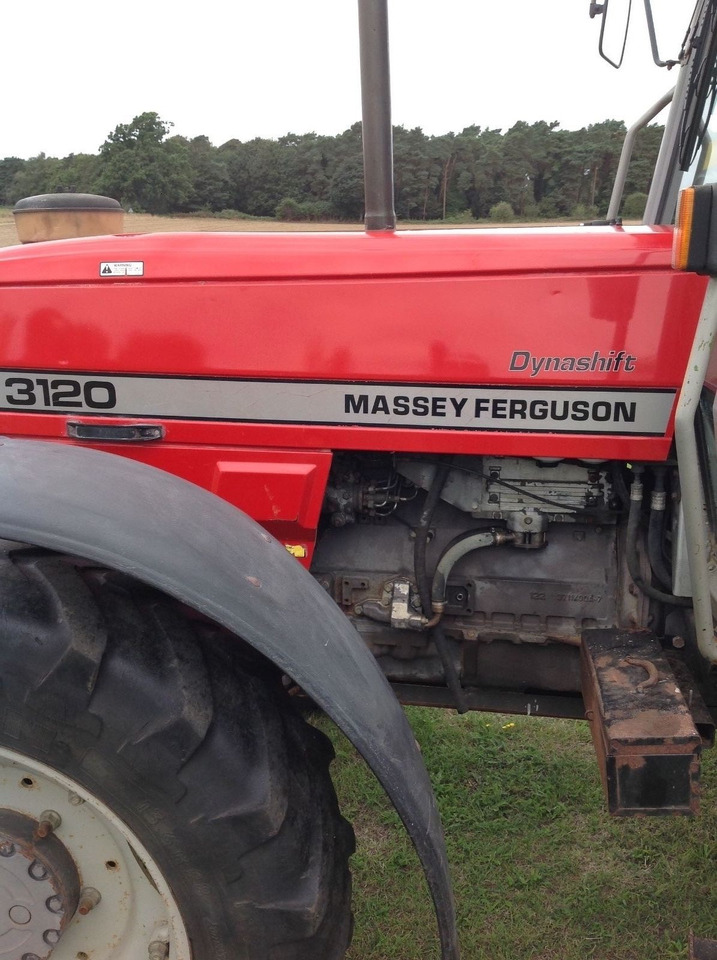 Massey Ferguson 3120 - Trattore: foto 4 Massey Ferguson 3120 - Trattore: foto 4