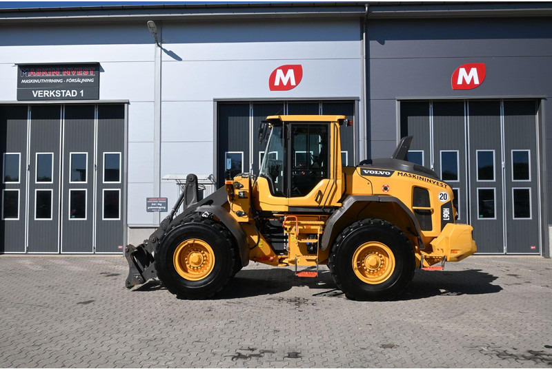 Volvo L90H - Pala gommata: foto 1 Volvo L90H - Pala gommata: foto 1