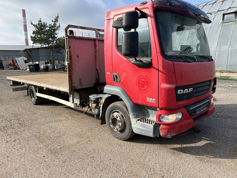 DAF LF45 210 - Autocarro con pianale/ Cassone fisso: foto 2 DAF LF45 210 - Autocarro con pianale/ Cassone fisso: foto 2