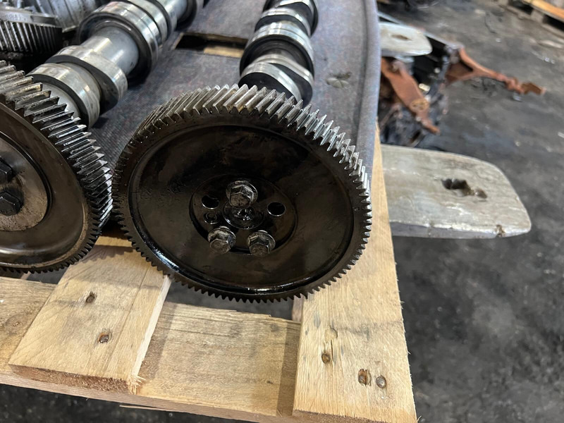 Scania LH - Albero a camme: foto 2 Scania LH - Albero a camme: foto 2