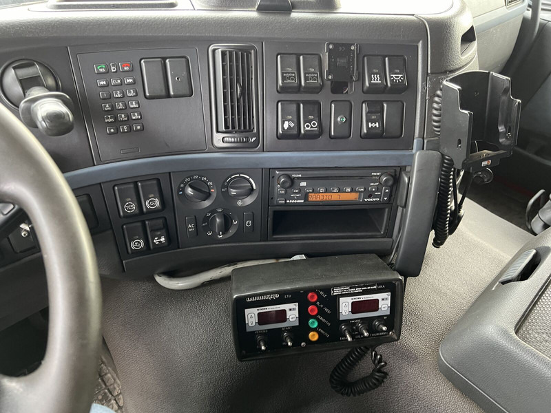 Autocarro frigorifero Volvo FM 480: foto 17