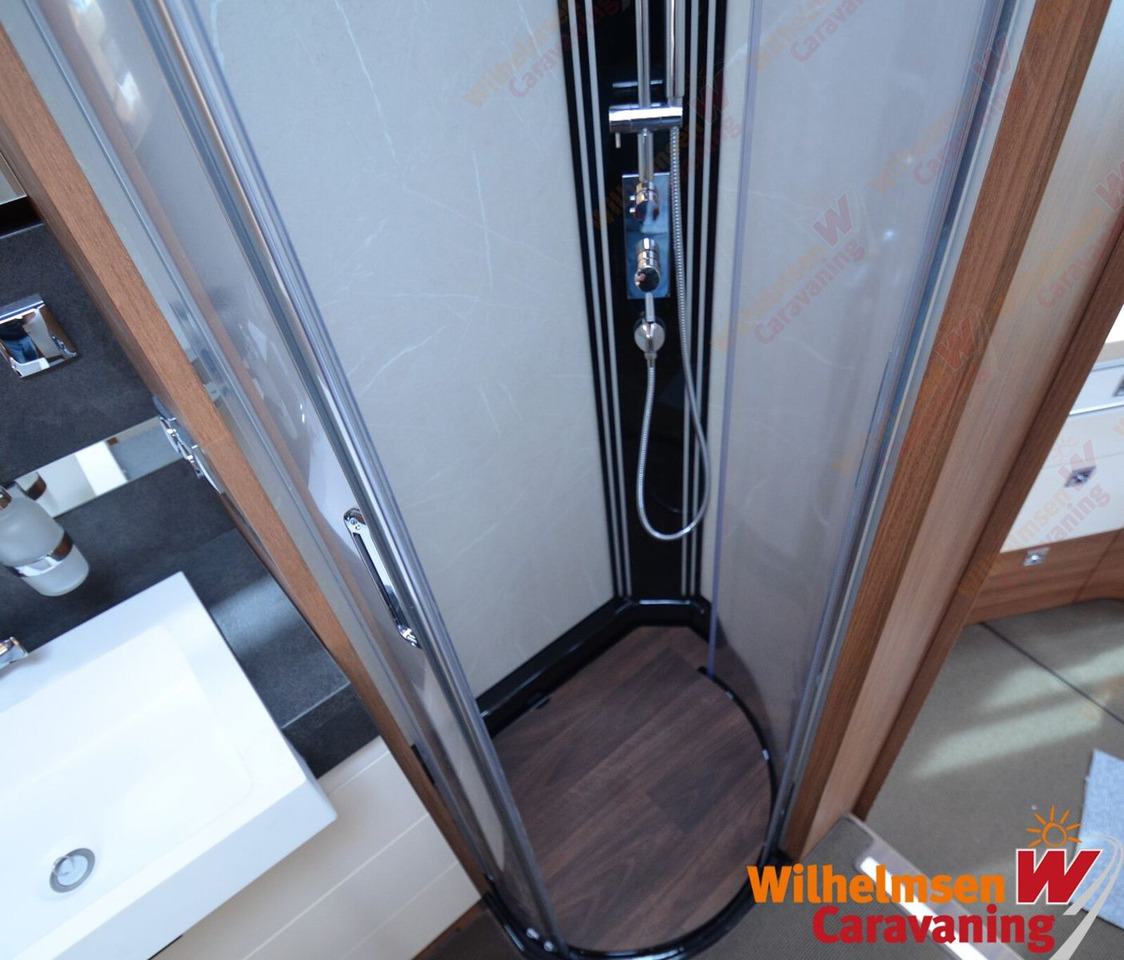 Motorhome Carthago chic e-line xl I I 61 LE 5. Sitz 56.599  Rabatt: foto 13