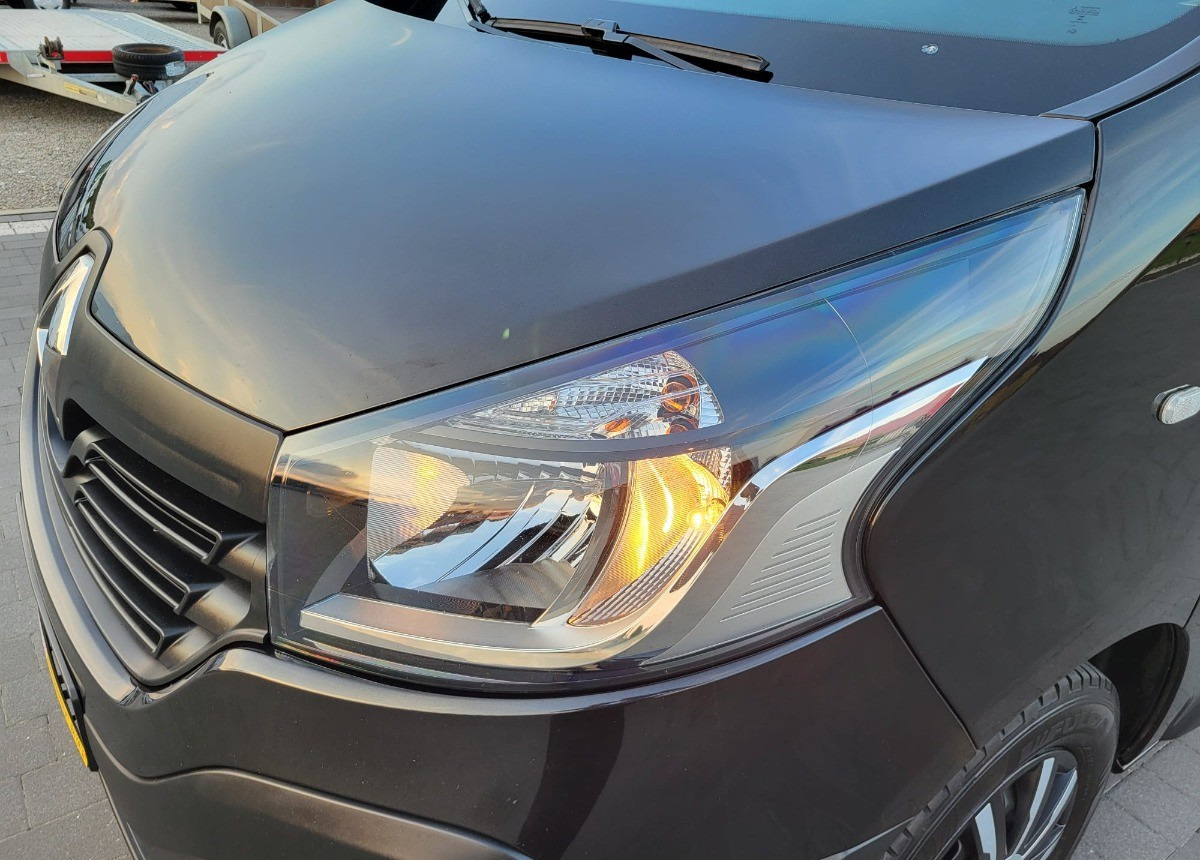 Renault Trafic Long doka 6-osobowy 6 osobowy - Furgone doppia cabina: foto 2 Renault Trafic Long doka 6-osobowy 6 osobowy - Furgone doppia cabina: foto 2