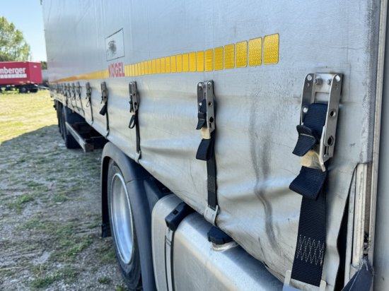 Kögel SN 24-1 - Semirimorchio centinato: foto 2 Kögel SN 24-1 - Semirimorchio centinato: foto 2