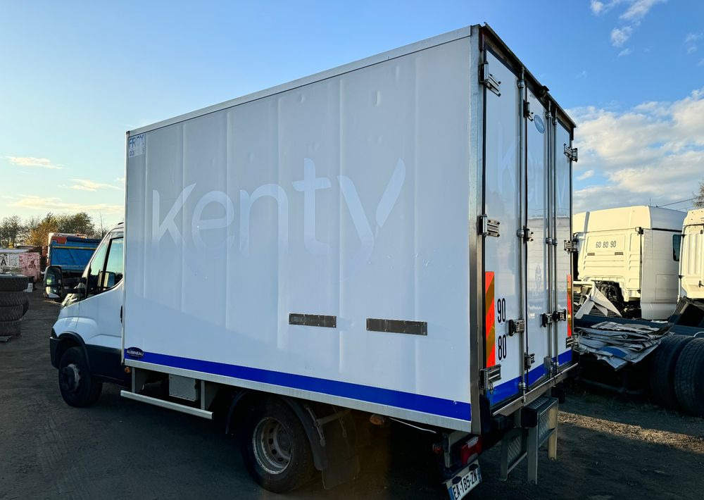 Iveco 70-170 - Autocarro frigorifero: foto 3 Iveco 70-170 - Autocarro frigorifero: foto 3