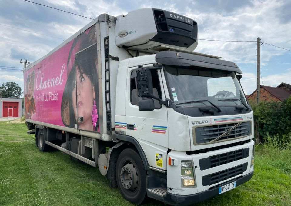 Volvo FM 9 260 - Autocarro frigorifero: foto 1 Volvo FM 9 260 - Autocarro frigorifero: foto 1