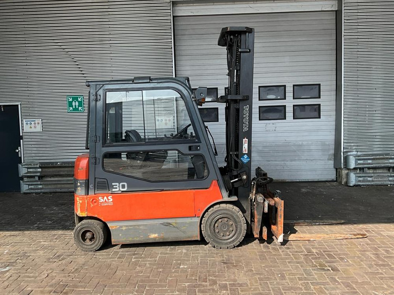 Toyota 7FBMF30 - Carrello elevatore: foto 4 Toyota 7FBMF30 - Carrello elevatore: foto 4