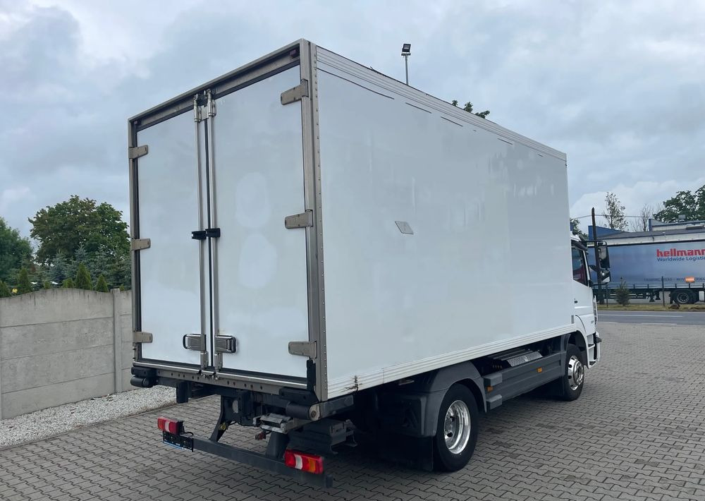 Mercedes-Benz ATEGO 1227 CHŁODNIA HAKOWA / HAKÓWKA - Autocarro frigorifero: foto 5 Mercedes-Benz ATEGO 1227 CHŁODNIA HAKOWA / HAKÓWKA - Autocarro frigorifero: foto 5
