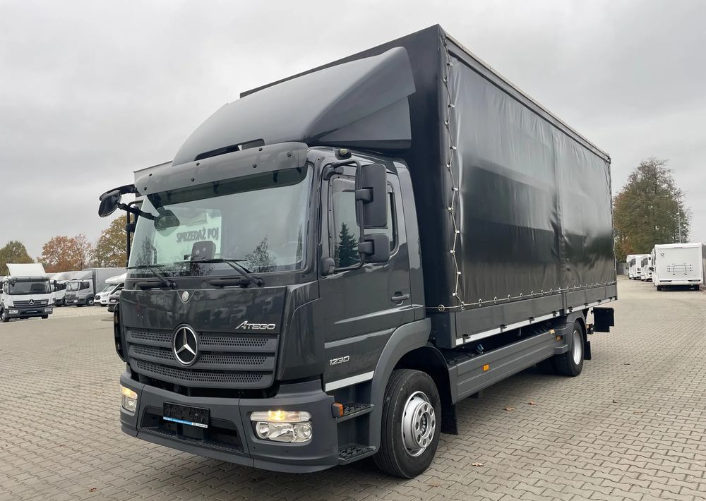 Mercedes-Benz ATEGO 1230 - Camion centinato: foto 3 Mercedes-Benz ATEGO 1230 - Camion centinato: foto 3