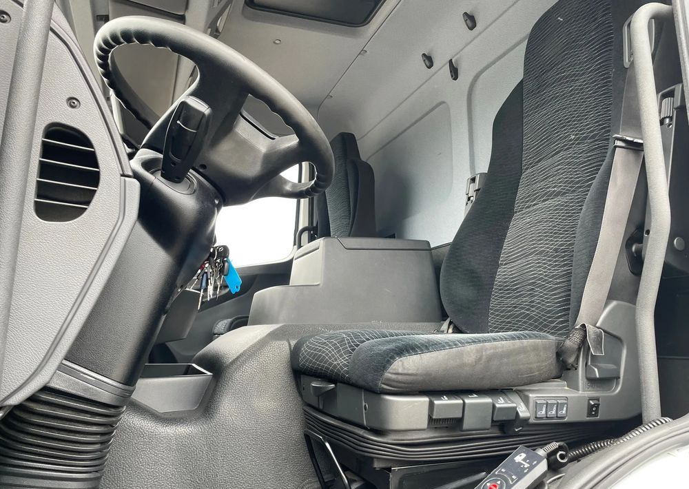 Mercedes-Benz ATEGO 1324, 15 EUROPALET, ŁADOWNOŚĆ 7,5 T - Autocarro furgonato: foto 5 Mercedes-Benz ATEGO 1324, 15 EUROPALET, ŁADOWNOŚĆ 7,5 T - Autocarro furgonato: foto 5