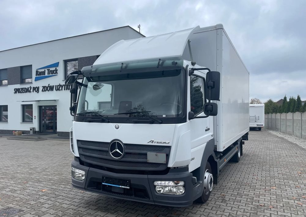 Mercedes-Benz ATEGO 816 DMC 8600 kg - Autocarro furgonato: foto 1 Mercedes-Benz ATEGO 816 DMC 8600 kg - Autocarro furgonato: foto 1