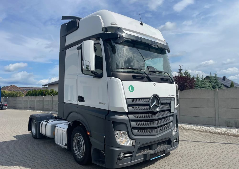 Mercedes-Benz ACTROS 1845, Mega, Gigaspace, Salonka! - Trattore stradale: foto 2 Mercedes-Benz ACTROS 1845, Mega, Gigaspace, Salonka! - Trattore stradale: foto 2