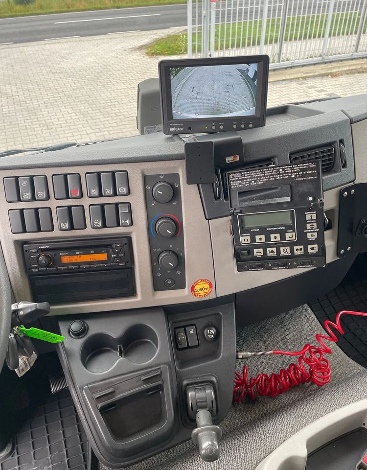 Autocarro frigorifero Volvo FL 16.250 CHŁODNIA: foto 13