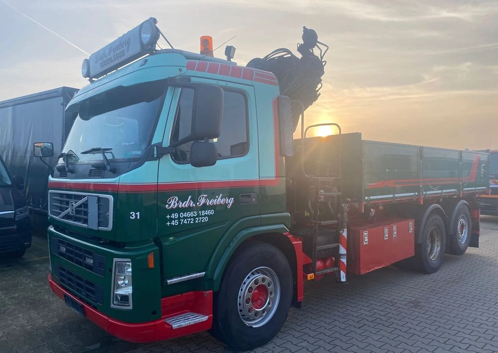 Volvo FM340 Wywrotka 5,40m, Hiab 144E Duo- pilot, - Autocarro ribaltabile: foto 1 Volvo FM340 Wywrotka 5,40m, Hiab 144E Duo- pilot, - Autocarro ribaltabile: foto 1