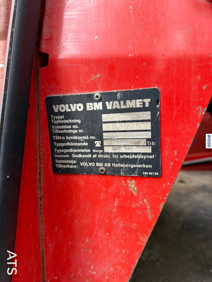 Valmet 505 Tractor and forestry trailer - Trattore, Rimorchio forestale: foto 5 Valmet 505 Tractor and forestry trailer - Trattore, Rimorchio forestale: foto 5