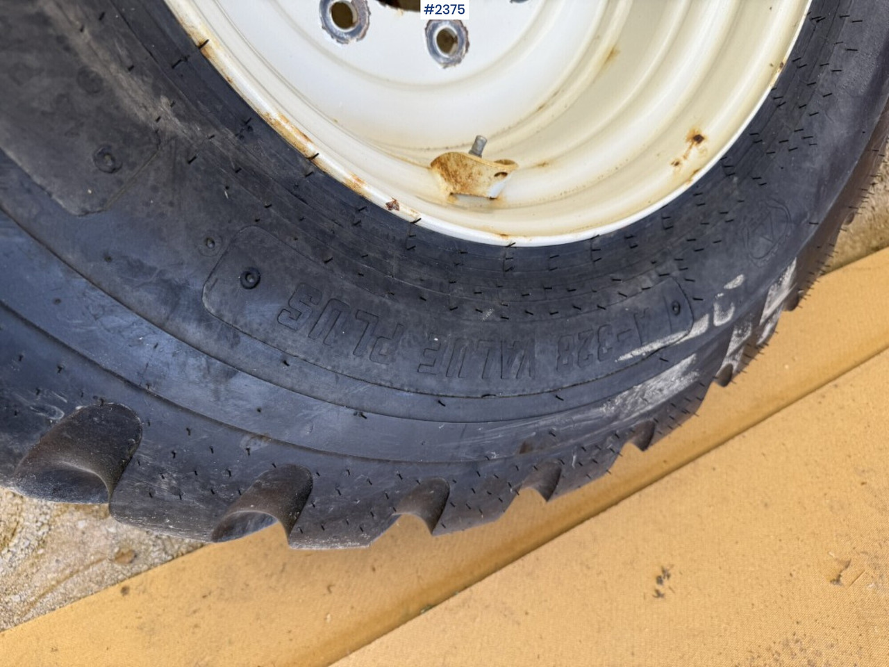 Alliance grass tires 500/60-22.5 - Cerchi e pneumatici: foto 4 Alliance grass tires 500/60-22.5 - Cerchi e pneumatici: foto 4