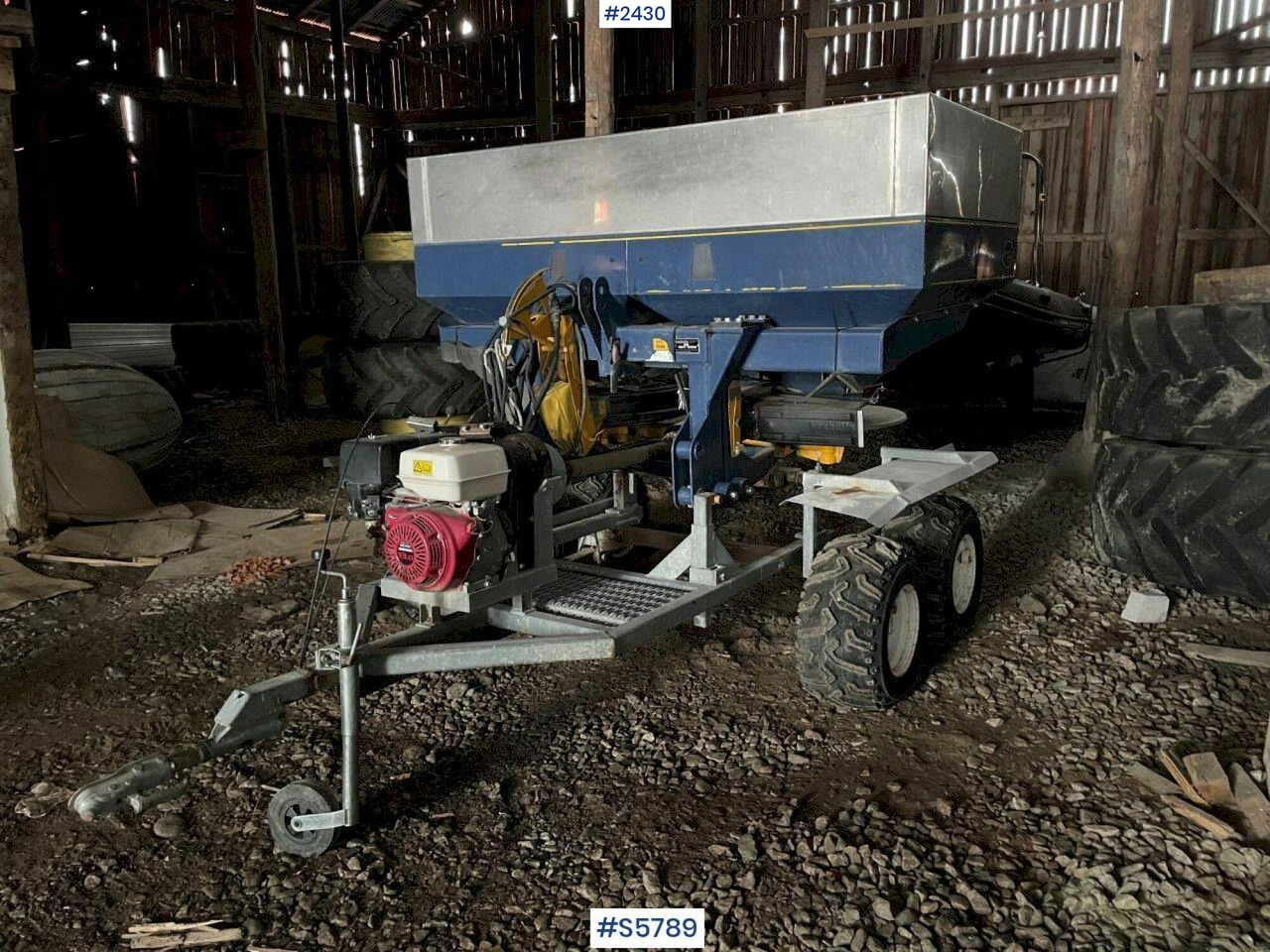 Bogballe Manure spreader - Spandiletame: foto 1 Bogballe Manure spreader - Spandiletame: foto 1