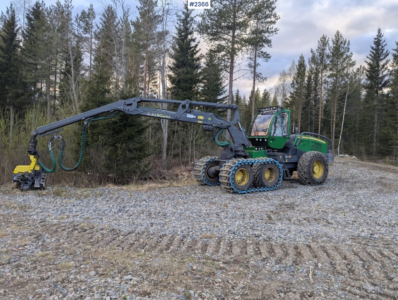Harvester John Deere 1170G - Abbattitrice forestale: foto 1 Harvester John Deere 1170G - Abbattitrice forestale: foto 1