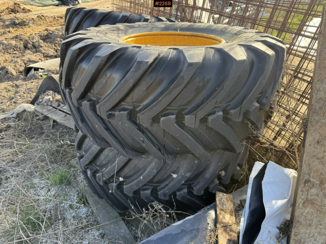 Michelin twin tires on rim 540/70 R24 - Ruota completa: foto 5 Michelin twin tires on rim 540/70 R24 - Ruota completa: foto 5