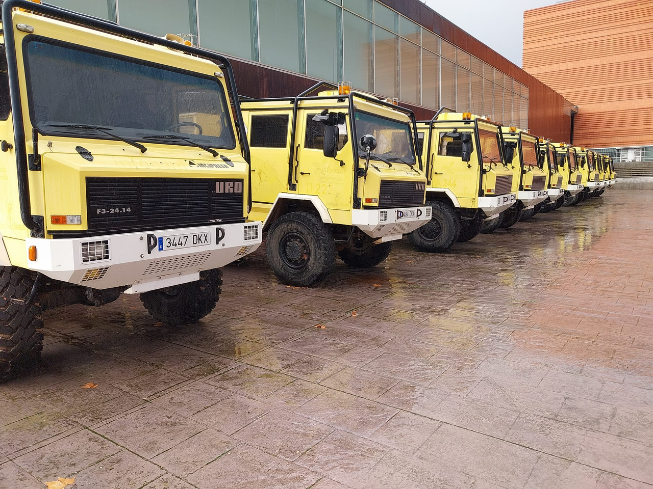 URO-IVECO TT URO F3-24 - Autopompa: foto 2 URO-IVECO TT URO F3-24 - Autopompa: foto 2