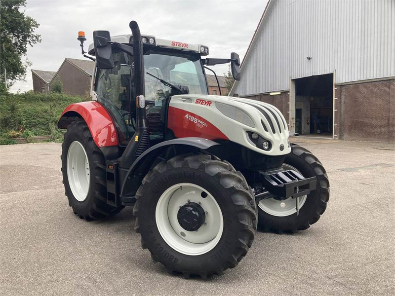 Steyr PROFI 4125 CVT - Trattore: foto 5 Steyr PROFI 4125 CVT - Trattore: foto 5