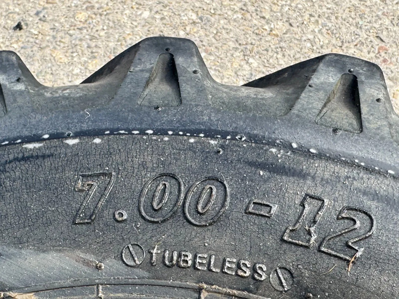 Giant Banden met velg 7.00-12 - Pneumatico: foto 4 Giant Banden met velg 7.00-12 - Pneumatico: foto 4