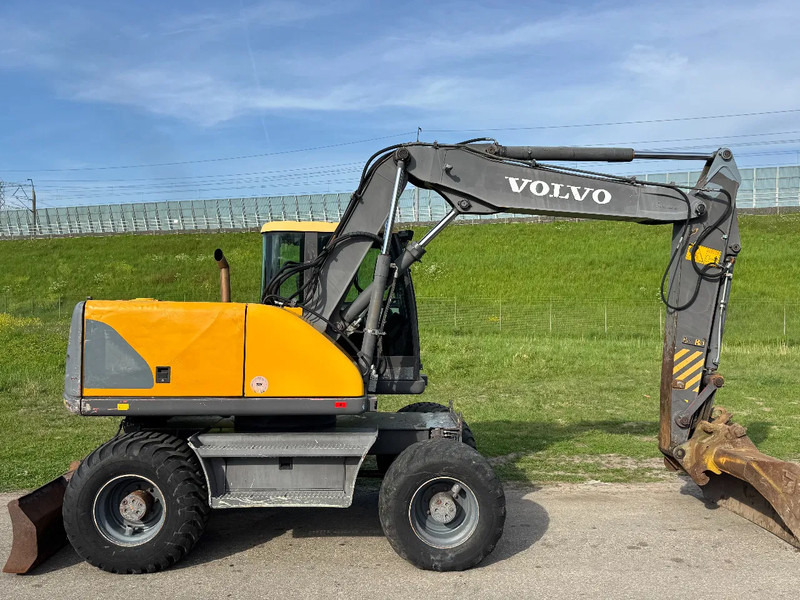 Volvo EW140 - Escavatore gommato: foto 5 Volvo EW140 - Escavatore gommato: foto 5