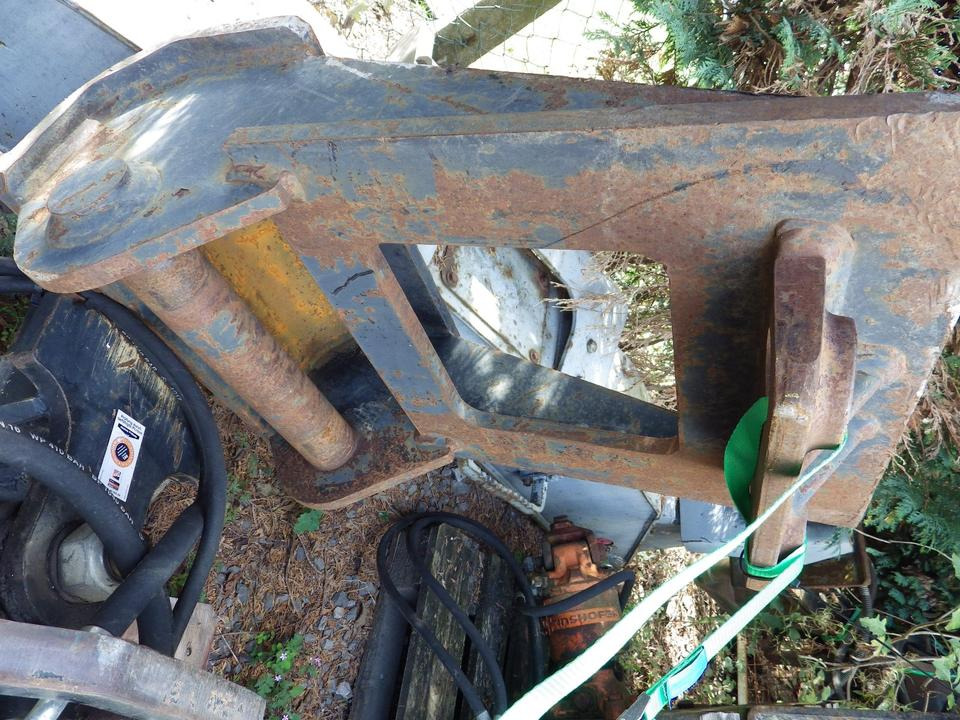 Greifer Kinshofer C18 60 mit Lehnhoff MS10 - Benna mordente per Macchina da cantiere: foto 5 Greifer Kinshofer C18 60 mit Lehnhoff MS10 - Benna mordente per Macchina da cantiere: foto 5