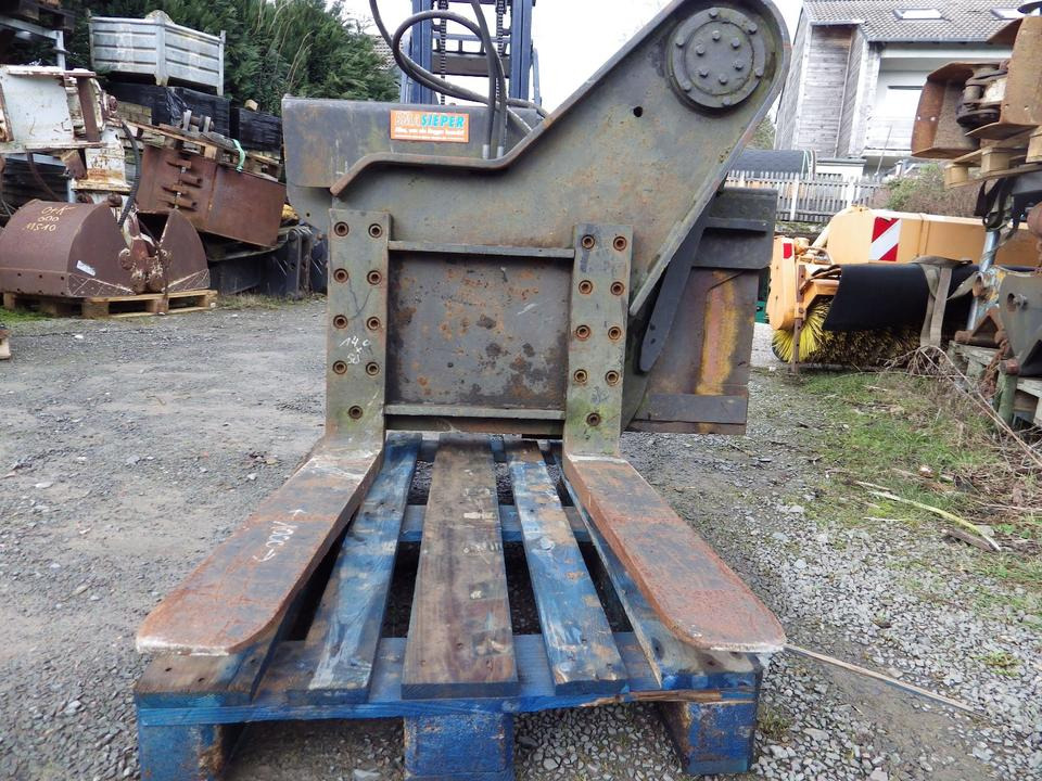 Kistendrehgerät Palettengabel  Kippgerät  VOLVO L30   Cat 908 - Forche: foto 2 Kistendrehgerät Palettengabel  Kippgerät  VOLVO L30   Cat 908 - Forche: foto 2