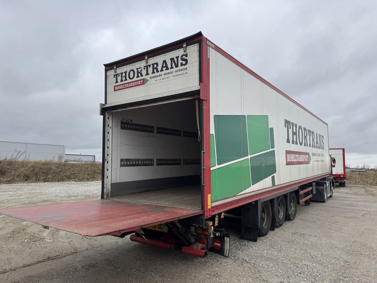 SCHMITZ Cargobull SCB*S3B - Semirimorchio furgonato: foto 4 SCHMITZ Cargobull SCB*S3B - Semirimorchio furgonato: foto 4