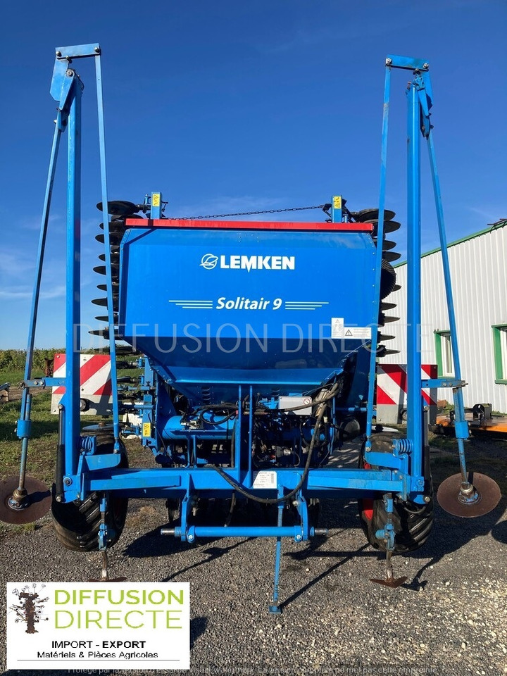 LEMKEN SEMOIR EN LIGNE SOLITAIR 9 - Seminatrice: foto 1 LEMKEN SEMOIR EN LIGNE SOLITAIR 9 - Seminatrice: foto 1