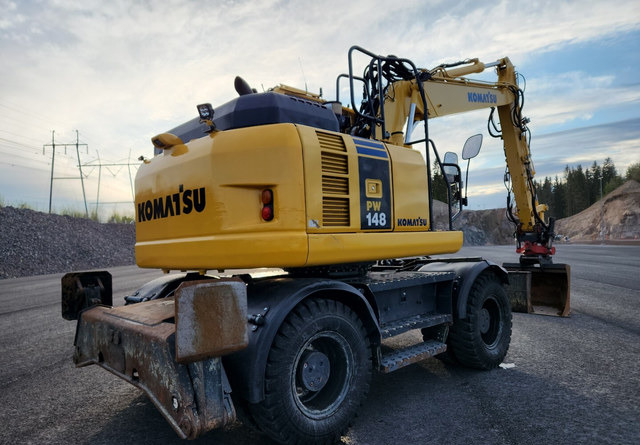 KOMATSU PW148-8 Rototilt R6 - Escavatore gommato: foto 5 KOMATSU PW148-8 Rototilt R6 - Escavatore gommato: foto 5