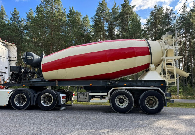 Liebherr12m3 Perävaunu - Semirimorchio betoniera: foto 1 Liebherr12m3 Perävaunu - Semirimorchio betoniera: foto 1