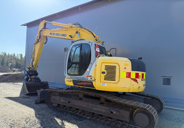 New HollandE235SR - Escavatore cingolato: foto 3 New HollandE235SR - Escavatore cingolato: foto 3