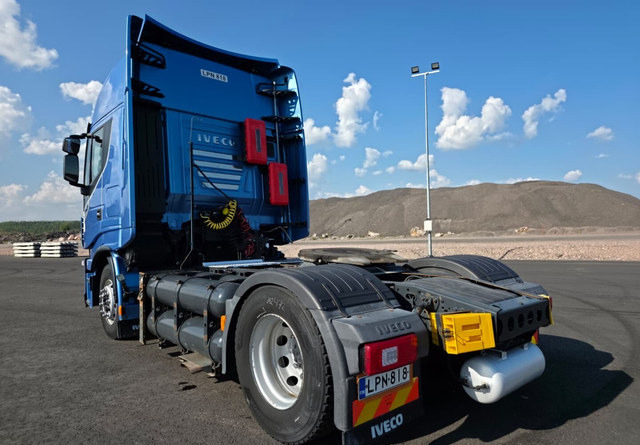 IvecoStralis 460 4x2 CNG / LNG - Trattore stradale: foto 3 IvecoStralis 460 4x2 CNG / LNG - Trattore stradale: foto 3