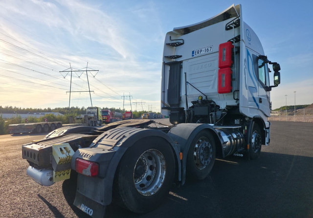 IvecoStralis 460 6x2 LNG/LBG - Trattore stradale: foto 4 IvecoStralis 460 6x2 LNG/LBG - Trattore stradale: foto 4
