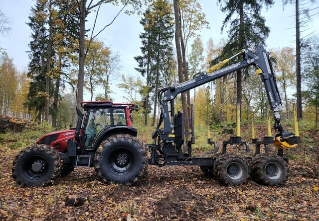 ValtraN123 + Kronos 140 4WDM + Cranab FC8 - Trattore forestale, Rimorchio forestale: foto 2 ValtraN123 + Kronos 140 4WDM + Cranab FC8 - Trattore forestale, Rimorchio forestale: foto 2