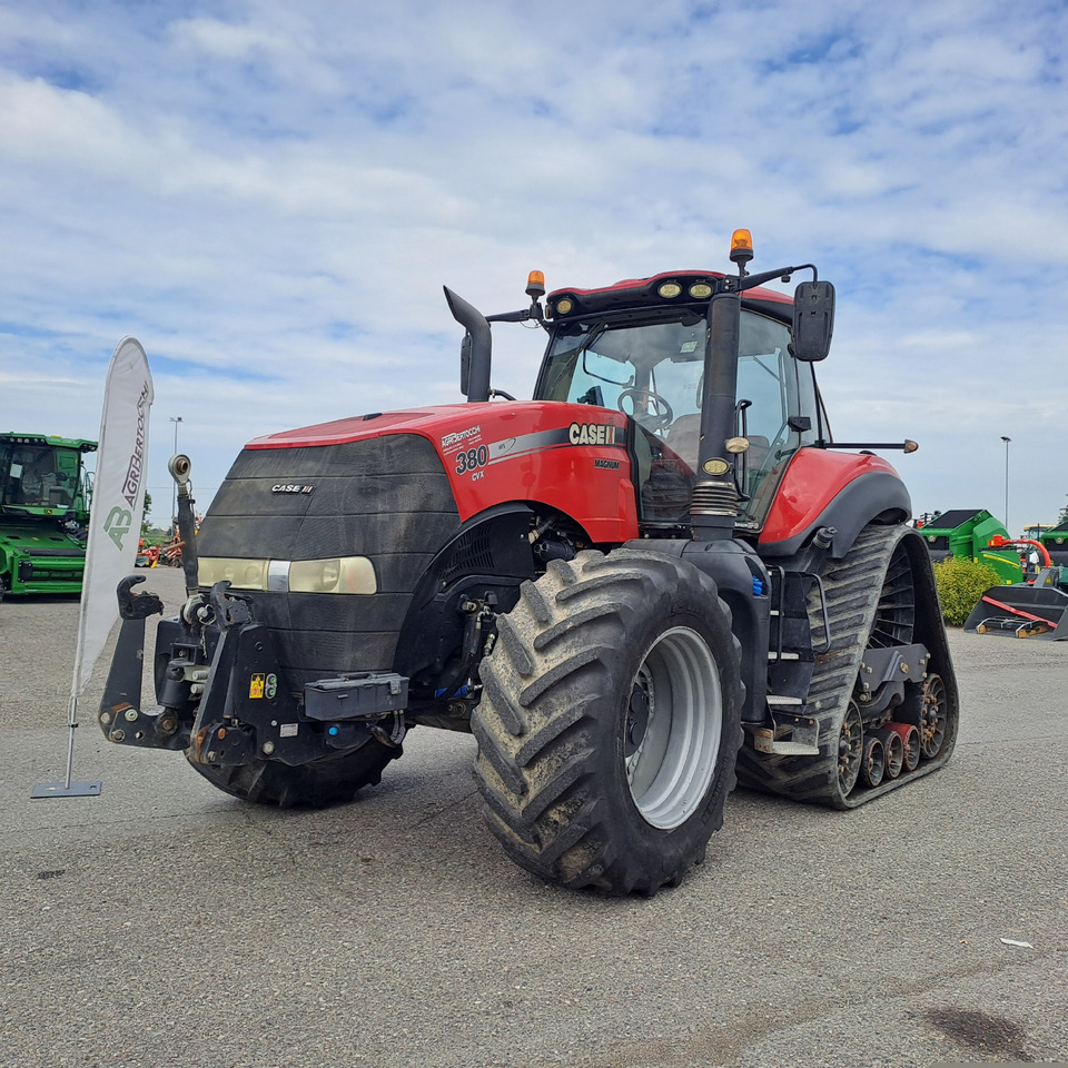 CASE IH 380 MAGNUM CVX - Trattore: foto 1 CASE IH 380 MAGNUM CVX - Trattore: foto 1