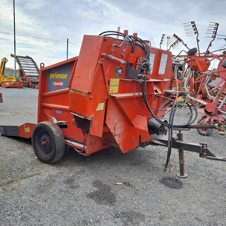 IMPAGLIATRICE KUHN PRIMOR PP - Impagliatrice: foto 2 IMPAGLIATRICE KUHN PRIMOR PP - Impagliatrice: foto 2