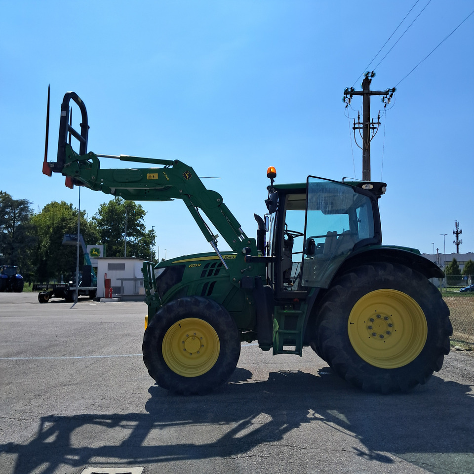 JOHN DEERE 6125R - Trattore: foto 2 JOHN DEERE 6125R - Trattore: foto 2