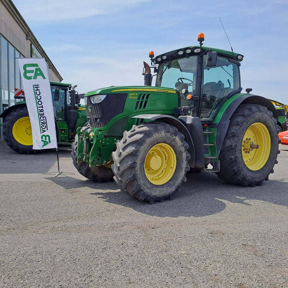 JOHN DEERE 6210R - Trattore: foto 1 JOHN DEERE 6210R - Trattore: foto 1