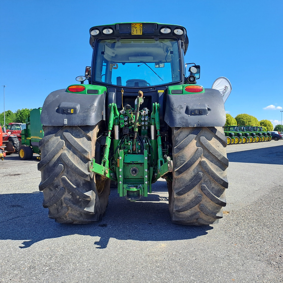 JOHN DEERE 6210R - Trattore: foto 4 JOHN DEERE 6210R - Trattore: foto 4