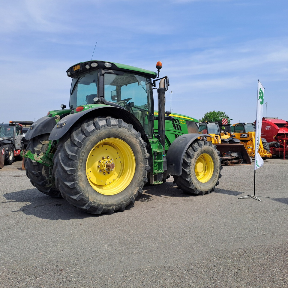 JOHN DEERE 6210R - Trattore: foto 3 JOHN DEERE 6210R - Trattore: foto 3
